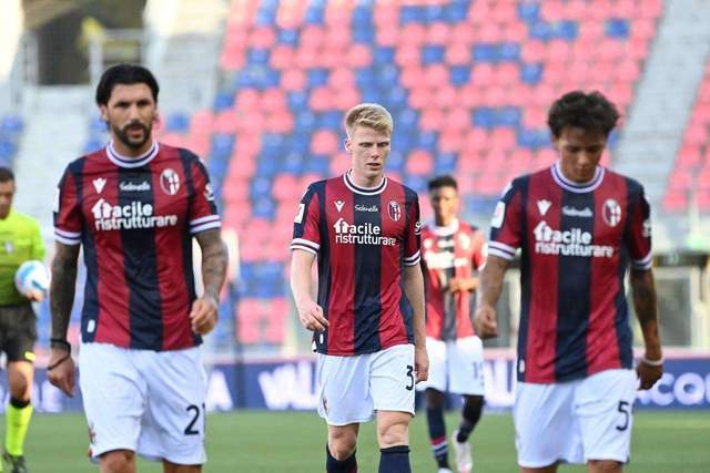 库里17+10康宁汉姆32+6+8 勇士终结活塞5连胜