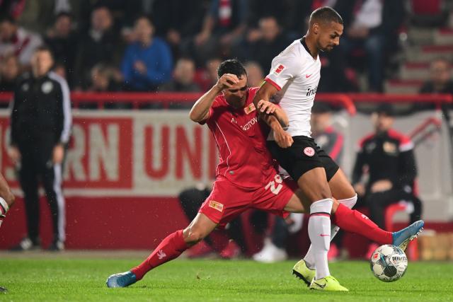 曼城跟队记者曝料：瓜迪奥拉已同意1+1的续约条款